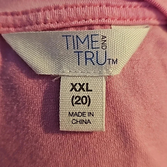 Time & Tru Pink Knotted Front Top with Butterfly sleeves. NWOT - Picture 3 of 5